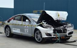 Tesla Model S ranks highest in NHTSA crash-tests