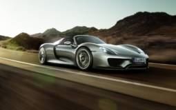 Porsche is working on a 4 door 918 Spyder