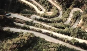 Video: Drift King by Red Bull on Tianmenshan Mountain