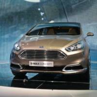 2013 Ford S-Max Concept revealed in Frankfurt