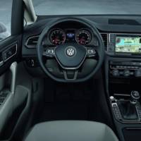 2013 Volkswagen Golf Sportsvan Concept revealed