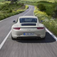 2014 Porsche 911 50 Years flex its muscles in Frankfurt