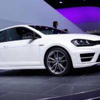 2014 Volkswagen Golf R roars in Frankfurt