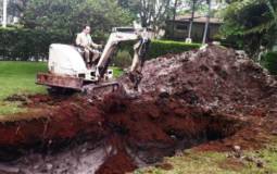 Brazilian millionaire buries his Bentley Flying Spur