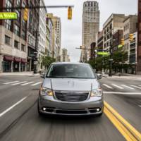 Chrysler Town and Country 30th Anniversary Edition