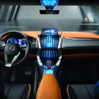 Lexus LF-NX Concept breaks cover