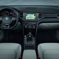 2013 Volkswagen Golf Sportsvan Concept revealed