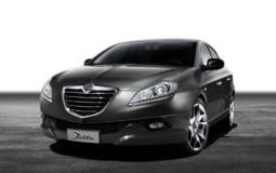 2014 Lancia Delta facelift and Voyager S unveiled ahead of Frankfurt debut