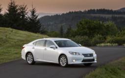 2014 Lexus ES300h Hybrid fuel economy