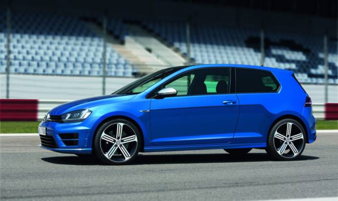 2014 Volkswagen Golf R - New pictures and info