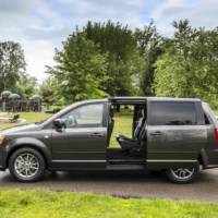 Dodge Grand Caravan 30th Anniversary Edition