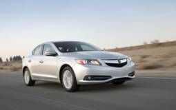 2014 Acura ILX Hybrid starts at 28.900 USD
