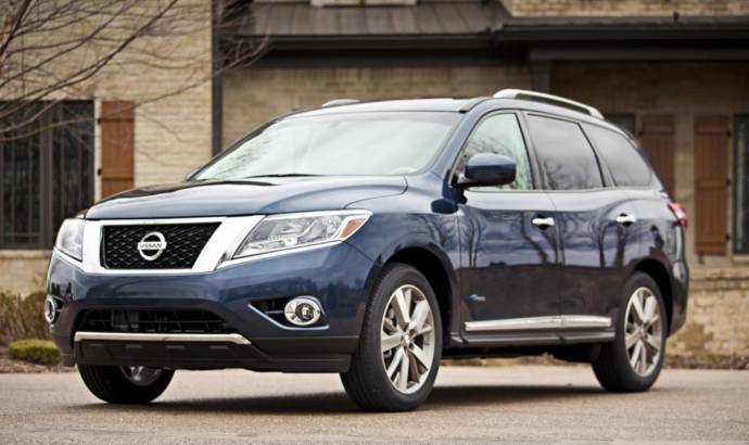 2014 Nissan Pathfinder Hybrid US pricing