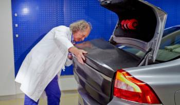 Volvo rechargeable body panels to substitute batteries