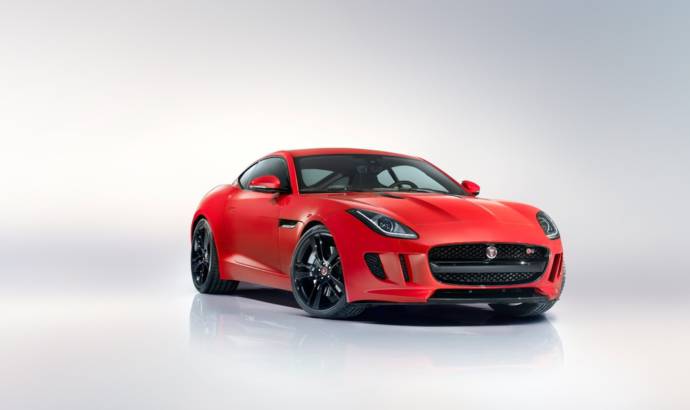 2014 Jaguar F-Type Coupe unveiled in Los Angeles