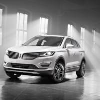 2014 Lincoln MKC unveiled