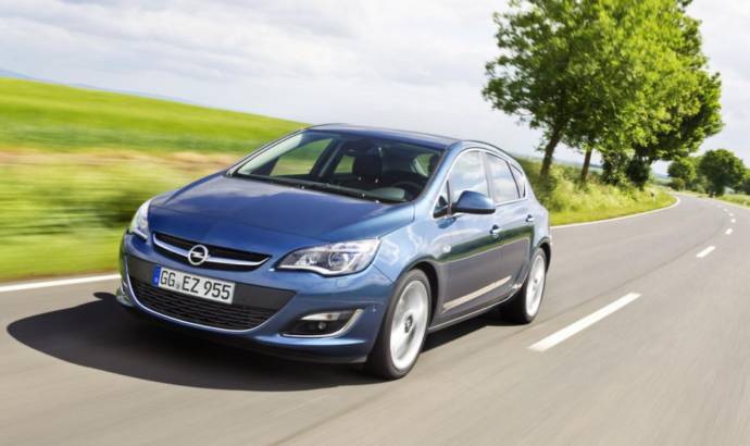 2014 Opel Astra revealed with new engine