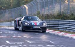 Porsche 918 Spyder updated