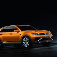 Volkswagen CrossBlue Coupe Concept revealed