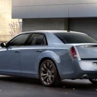 2014 Chrysler 300S unveiled