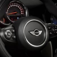 2014 Mini hatchback officially revealed