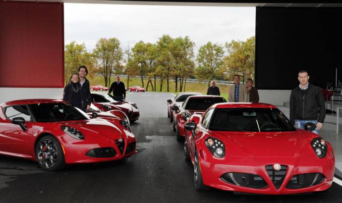 Alfa Romeo 4C reaches its first customers