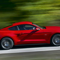 2014 Ford Mustang - photos and info