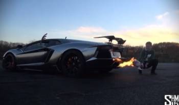 VIDEO: How to cook you Christmas meal with an Aventador