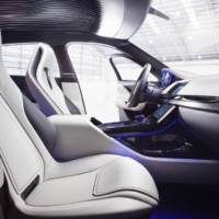 2014 Jaguar C-X17 Concept revealed at the Brussels Motor Show