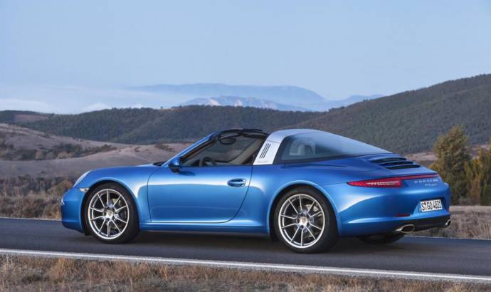 2014 Porsche 911 Targa 4 and 4S unveiled in Detroit