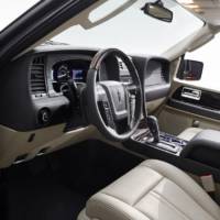 2015 Lincoln Navigator unveiled