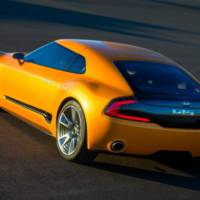 Kia GT4 Stinger makes public debut