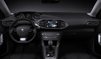 Peugeot 308 SW gets detailed