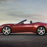 2014 Ferrari California-T - A slightly facelift for the Italian convertible