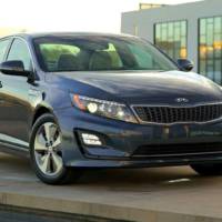 2014 Kia Optima Hybrid facelift unveiled