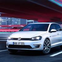 2014 Volkswagen Golf GTE plug-in hybrid revealed