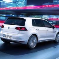 2014 Volkswagen Golf GTE plug-in hybrid revealed