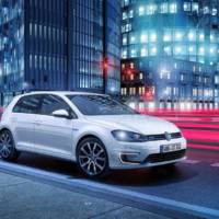 2014 Volkswagen Golf GTE plug-in hybrid revealed