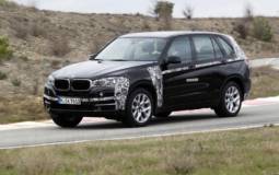 BMW X5 plug-in hybrid prototype unveiled
