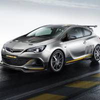 Opel Astra OPC Extreme uncovered