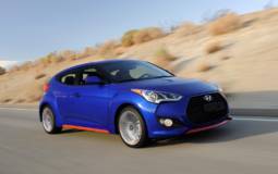 2014 Hyundai Veloster awarded 5 stars by NHTSA