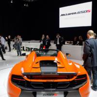 2014 McLaren 650S Spider flex its muscles in Geneva