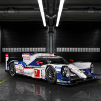 2014 Toyota TS040 Hybrid unveiled