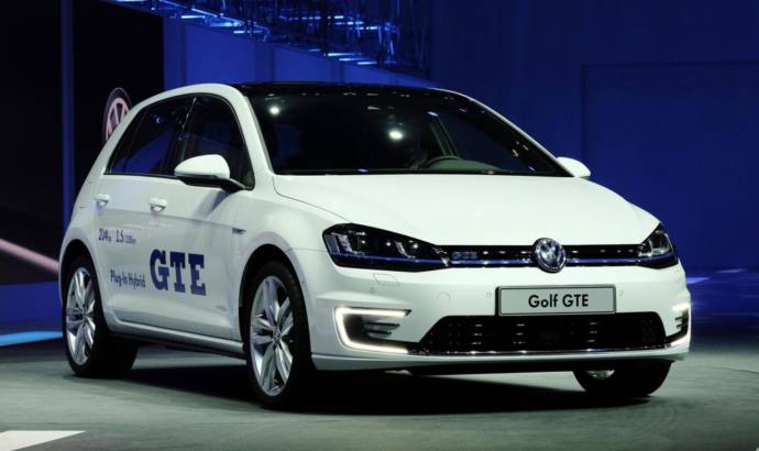 2014 Volkswagen Golf GTE plug-in hybrid unveiled in Geneva