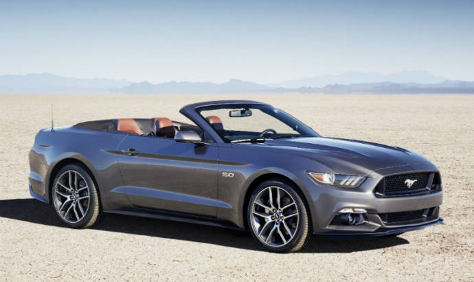 2015 Ford Mustang celebrates 50 years on top of Empire State Building
