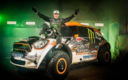 Guerlain Chicherit will attempt the world's longest car jump
