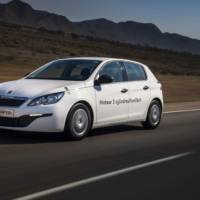 Peugeot 308 gains new 1.2 liter PureTech 3-cylinder e-THP engine