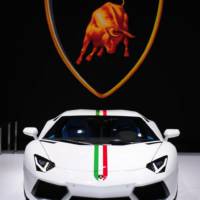2014 Lamborghini Aventador LP 700-4 Nazionale - Official pictures and details