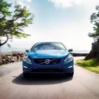 2014 Volvo V60 Plug-in Hybrid with R-Design package - Official pictures and details