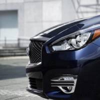 2015 Infiniti Q70 facelift unveiled